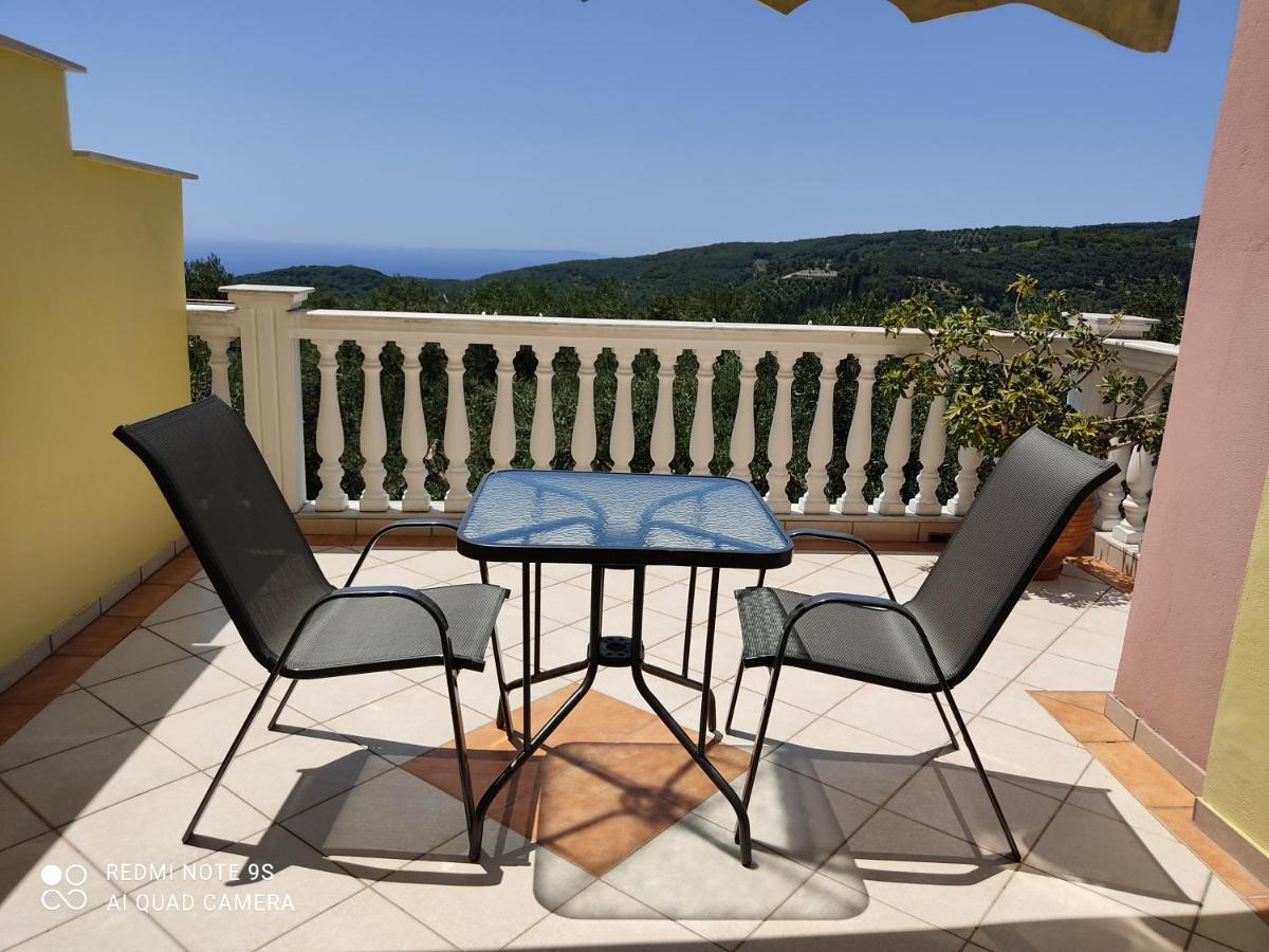 Nikolaou Thomas House Apartment Parga Exterior photo