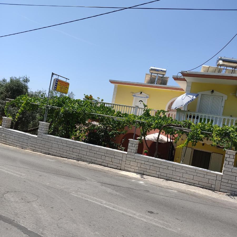 Nikolaou Thomas House Apartment Parga Exterior photo