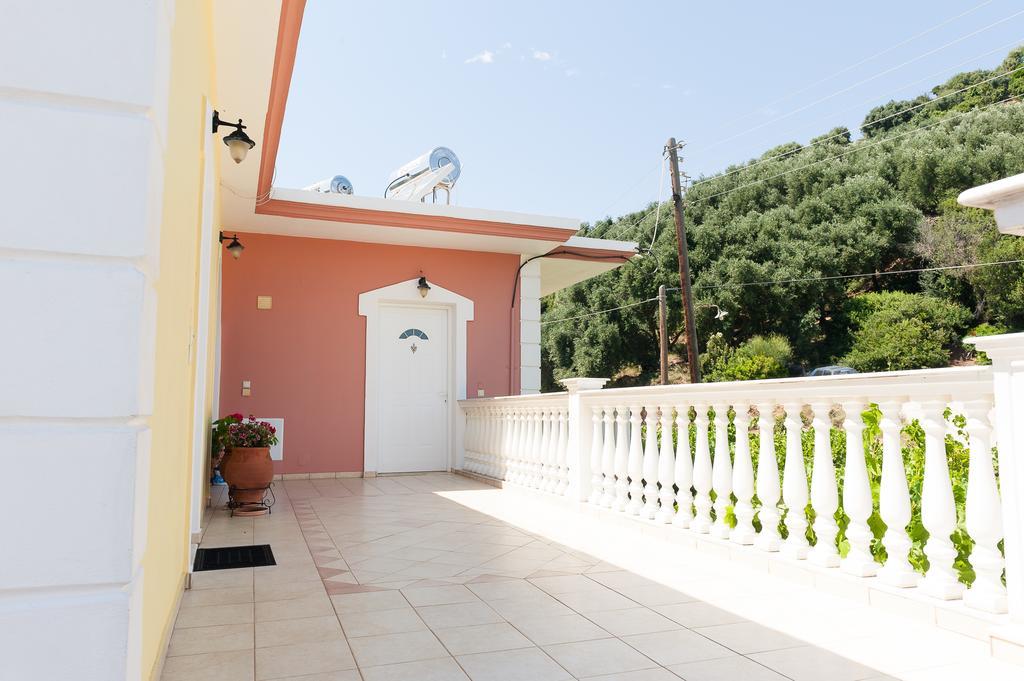 Nikolaou Thomas House Apartment Parga Exterior photo